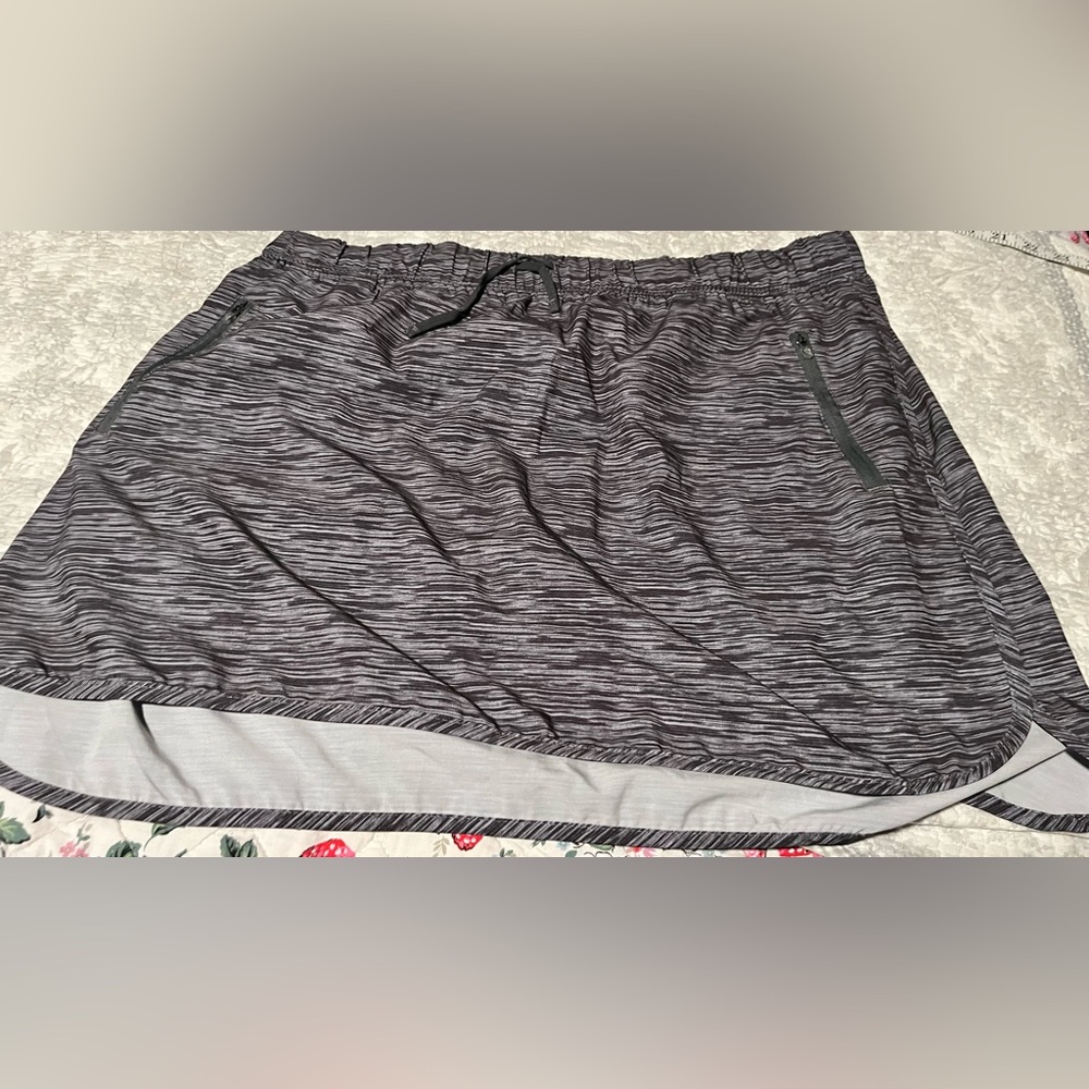Outdoor LifeStyles Gray Striped Athletic Skort
